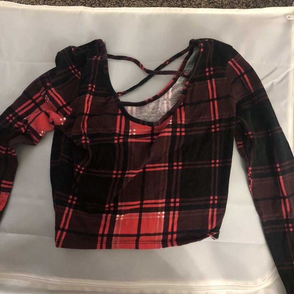 Long sleeve Charlotte Russe crop top